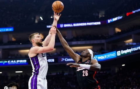 小萨22+19阿夫迪亚24分 拉文29分国王胜开拓者