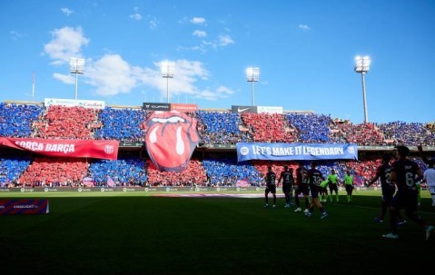 等不及了！巴萨或无法在联赛首轮回归诺坎普 西媒痛批拉波尔塔