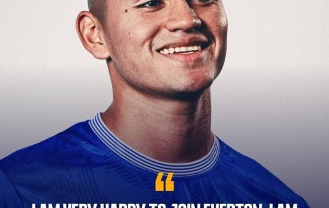 官方：埃弗顿买断阿尔卡拉斯&amp;签约2年，据悉费用1500万欧+300万欧