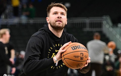 尽力局！全队106分东契奇45分 得分湖人生涯新高