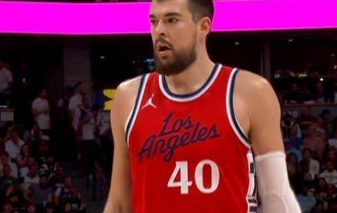 3-0！1-3！德甲前四出炉：多特蒙德压哨进欧冠，大黑马惨败出局