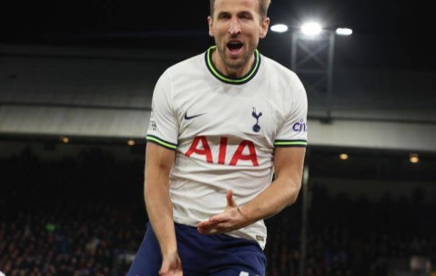 拜仁慕尼黑提前两轮夺德甲第33冠！凯恩终结无冠魔咒书写新篇章