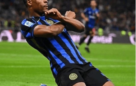 周五005意甲，科莫VS国际米兰，残阵也要拼冠军！老男孩们带伤死磕科莫：就算爬也要爬出3分