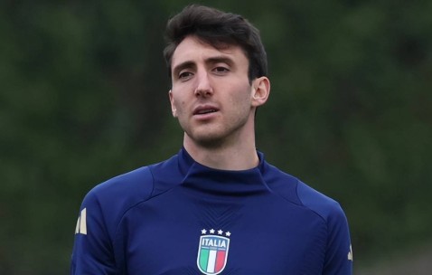 曼城锁定25岁天才飞翼，标价6000万欧，瓜帅情有独钟，沃克最佳替代者