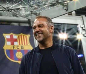 来了，巴萨！7000万飞翼+20球锋霸点头加盟，8000万先生转投法甲