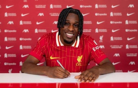 利物浦官网：弗林蓬非常耐用，过去三个赛季仅缺席三场德甲比赛