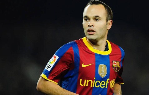 绿茵人物志：佩德里，巴萨中场核心的成长与传承，成功之路并非易事